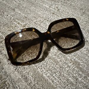 DEZI Brown Tortoise Oversized Sunglasses